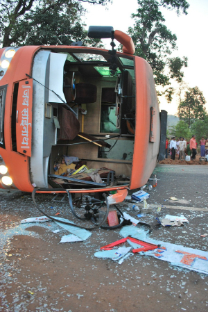 accident-road-bus-disaster